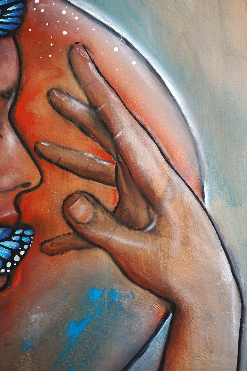 Detalle de mano femenina