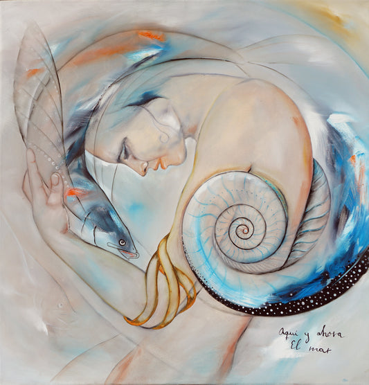 Representación de una figura femenina de perfil, caracola y peces voladores en composición circular en tonos pastel, azul y negro